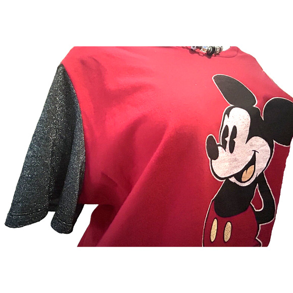 NWT Women’s Disney Mickey Mouse Red And Silver Sleeves T-Shirt in Size 1X 18 20 - Picture 6 of 12